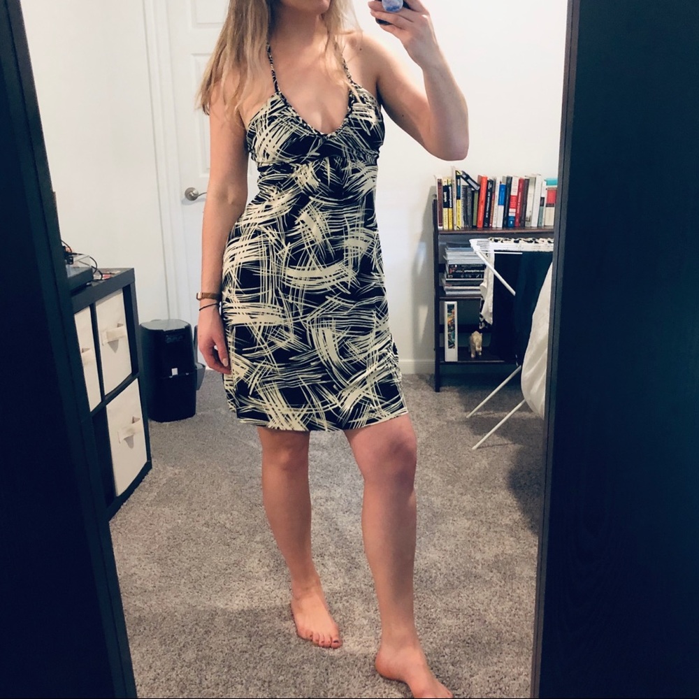 Funky Patterned Halter Dress - Picture 2 of 8